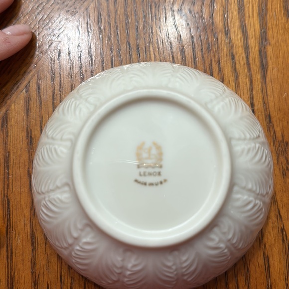 Lenox 4.5” gold rimmed trinket bowl - Picture 3 of 3